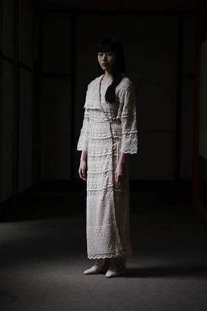 マメ クロゴウチ 2021年春夏コレクション - 時間と記憶を繋ぐ窓｜写真2