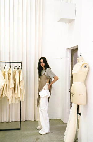 メゾン ミハラヤスヒロ(Maison MIHARA YASUHIRO) 2021年春夏ウィメンズコレクション  - 写真25