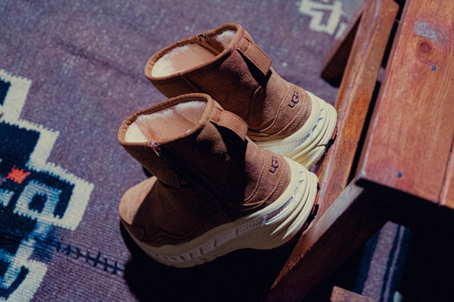 アグ(UGG) CA805 クラシック ウェザー｜写真6