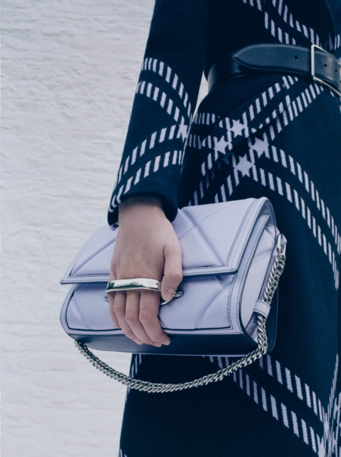 マックイーン(McQueen) ストーリーショルダー｜写真7