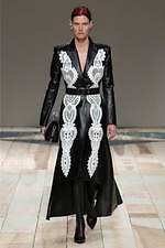 マックイーン(McQueen) ストーリーショルダー｜写真20