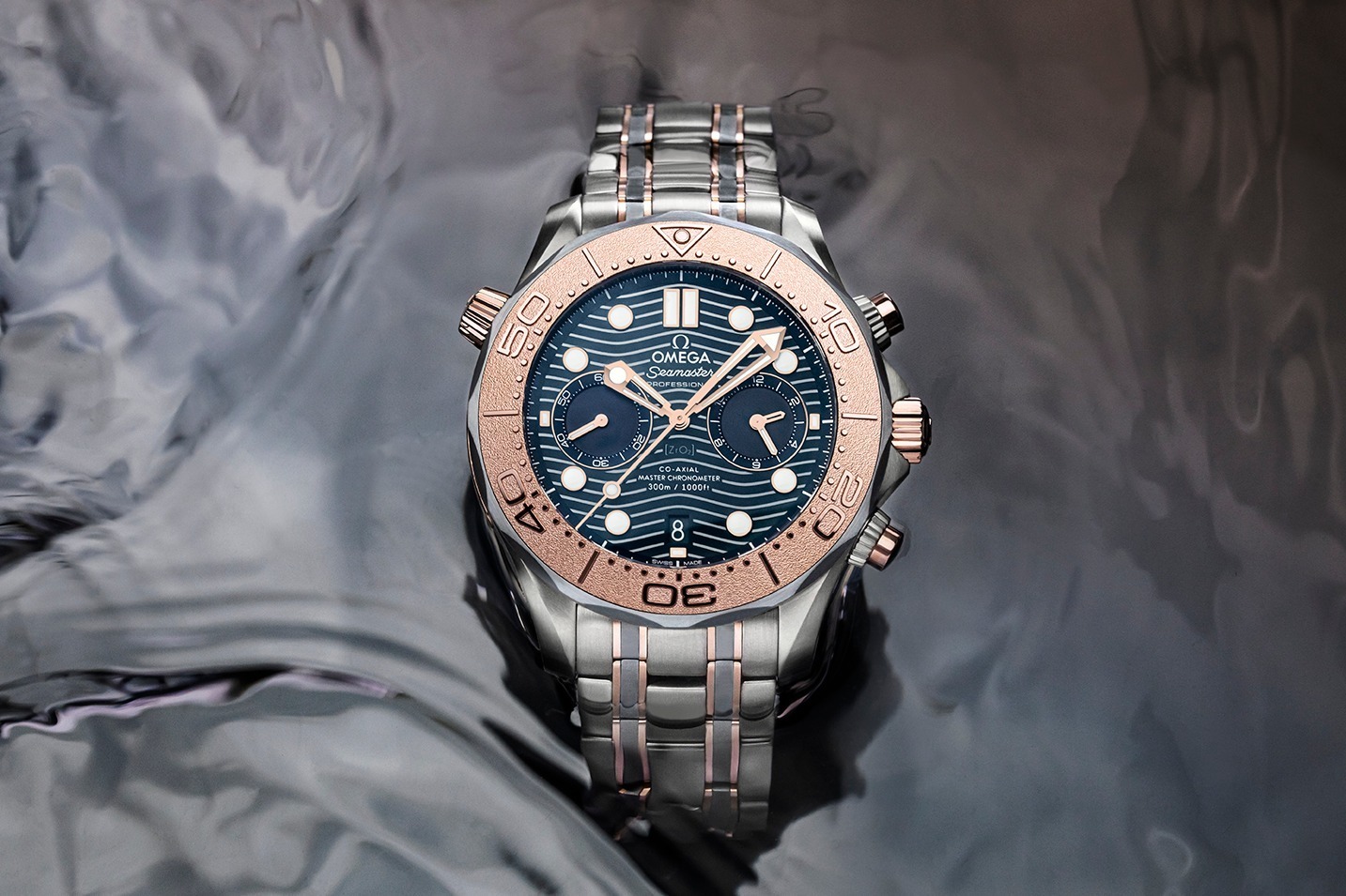 オメガの腕時計「シーマスター」希少メタル素材“タンタリウム”など3 