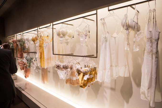 イタリア高級ランジェリー「ラペルラ」が、路面店を銀座にオープン - メンズライン、日本限定品も | 写真