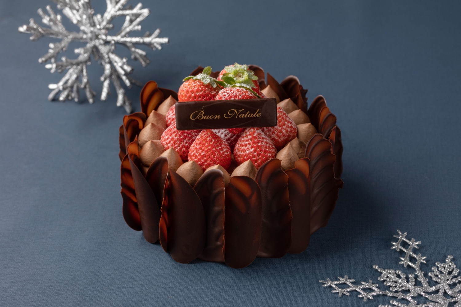 グランド ハイアット 東京のクリスマス 飴細工のオーナメント を飾った2段ケーキなど ファッションプレス グランド ハイアット 東京のクリスマス 飴細工のオーナメント を飾った2段ケーキなど ファッションプレス