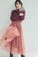 スナイデル20年冬新作、透け感プリーツスカートや“1枚で簡単レイヤード”ベスト付きワンピース｜写真12