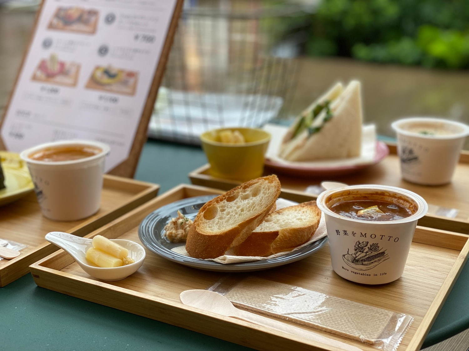 日本一高いツナ缶「オーシャンプリンセス」の限定カフェが日本橋三越に、ツナ入りサンド＆おにぎりなど｜写真2