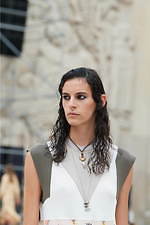 クロエ 2021年春夏コレクション -“コラージュ”で描くフェミニニティ｜写真46