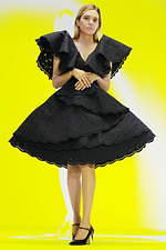 ロエベ 2021年春夏ウィメンズコレクション、ファッションのファンタジーへエスケープ｜写真17