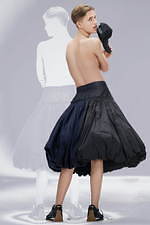 ロエベ 2021年春夏ウィメンズコレクション、ファッションのファンタジーへエスケープ｜写真32