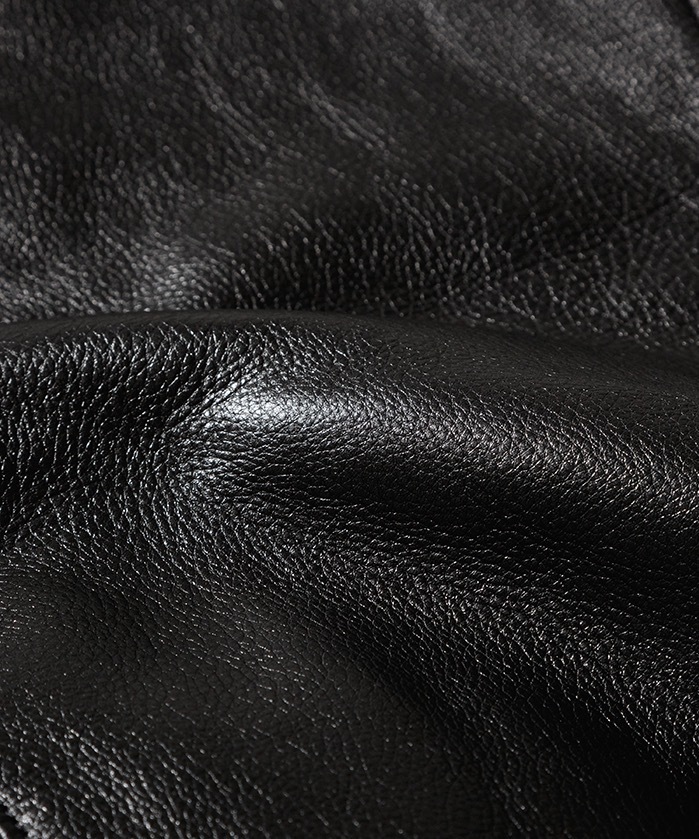 マインデニム×アディクトクローズのレザーライダースジャケット、ブラックレオパード柄のライニングで｜写真9