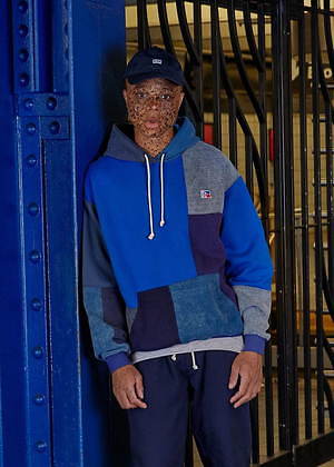 KITH  RUSSELL  ATHLETIC パーカー スウェット