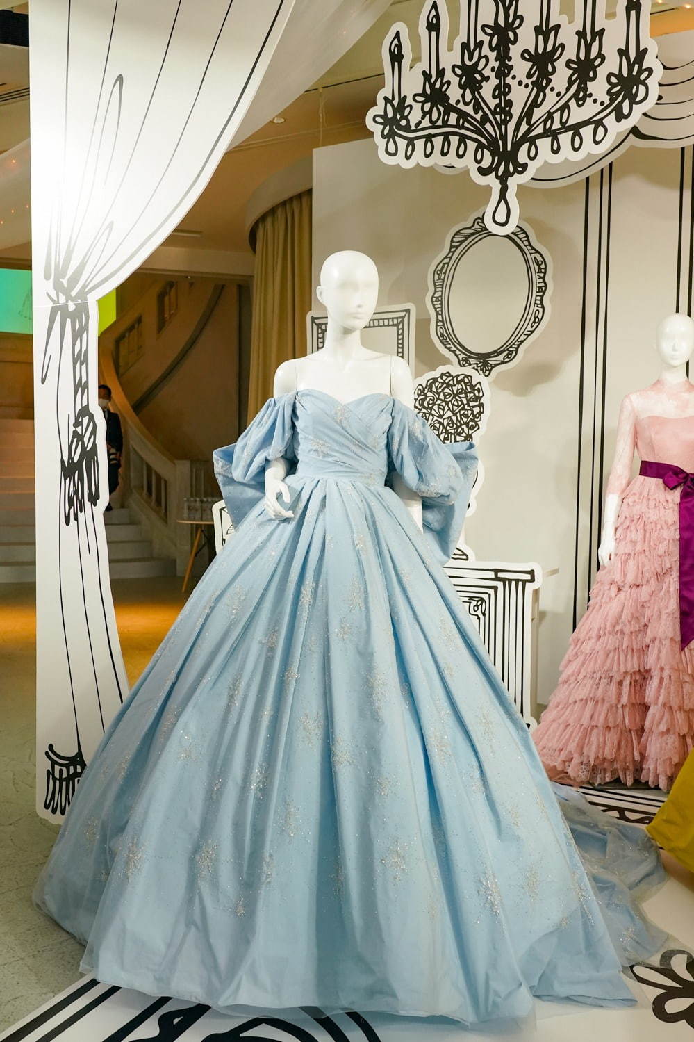 ディズニープリンセスの新作ウエディングドレス シンデレラや白雪姫モチーフ 三浦大地がデザイン ファッションプレス