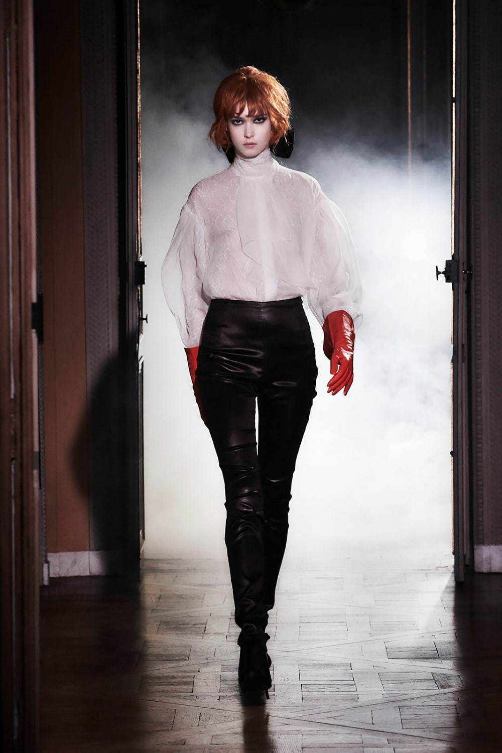 オリヴィエ ティスケンス(OLIVIER THEYSKENS) 2021年春夏
