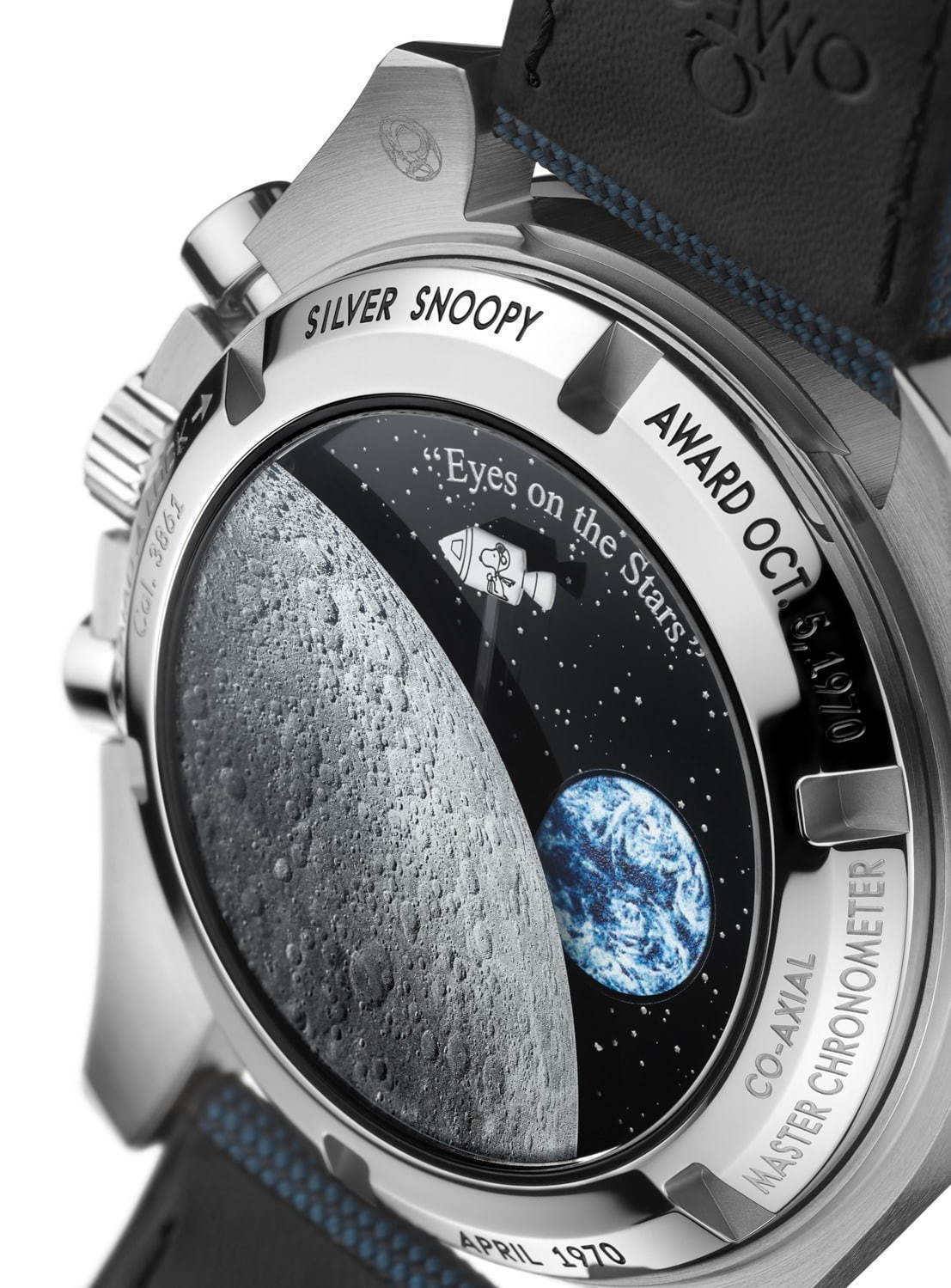 オメガ、宇宙服を着た“スヌーピー”新作腕時計 - 秒針と連動する司令