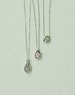 ヴァンドーム青山のクリスマスジュエリー、金星モチーフのダイヤ付きネックレス＆セットリングなど｜写真4