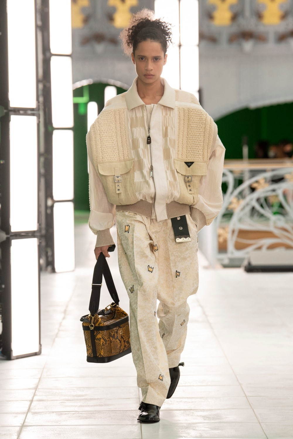 ルイ・ヴィトン(LOUIS VUITTON) 2021年春夏ウィメンズコレクション シルエット - 写真26