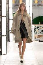 ルイ・ヴィトン 2021年春夏ウィメンズコレクション - 	“ニュートラル”な領域、その可能性と原像｜写真10