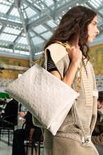 ルイ・ヴィトン 2021年春夏ウィメンズコレクション - 	“ニュートラル”な領域、その可能性と原像｜写真58