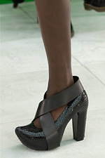 ルイ・ヴィトン 2021年春夏ウィメンズコレクション - 	“ニュートラル”な領域、その可能性と原像｜写真89