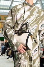 ルイ・ヴィトン 2021年春夏ウィメンズコレクション - 	“ニュートラル”な領域、その可能性と原像｜写真55