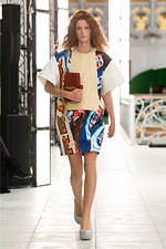 ルイ・ヴィトン 2021年春夏ウィメンズコレクション - 	“ニュートラル”な領域、その可能性と原像｜写真37