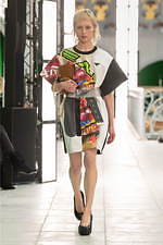 ルイ・ヴィトン 2021年春夏ウィメンズコレクション - 	“ニュートラル”な領域、その可能性と原像｜写真38