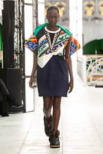 ルイ・ヴィトン 2021年春夏ウィメンズコレクション - 	“ニュートラル”な領域、その可能性と原像｜写真43