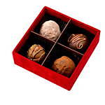 ニコライ バーグマン×ゴディバのクリスマス限定ボックス、4粒のトリュフとプリザーブドフラワーのセット｜写真8