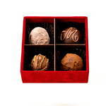 ニコライ バーグマン×ゴディバのクリスマス限定ボックス、4粒のトリュフとプリザーブドフラワーのセット｜写真7