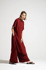 ローブス＆コンフェクションズ 2021年春夏コレクション、対極的な要素の狭間で｜写真25