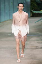 ターク 2021年春夏コレクション - 花の姿──風に揺れ、闇夜に沈み……｜写真11