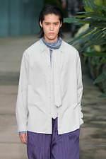 ターク 2021年春夏コレクション - 花の姿──風に揺れ、闇夜に沈み……｜写真19