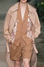 ターク 2021年春夏コレクション - 花の姿──風に揺れ、闇夜に沈み……｜写真27