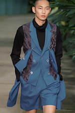 ターク 2021年春夏コレクション - 花の姿──風に揺れ、闇夜に沈み……｜写真40