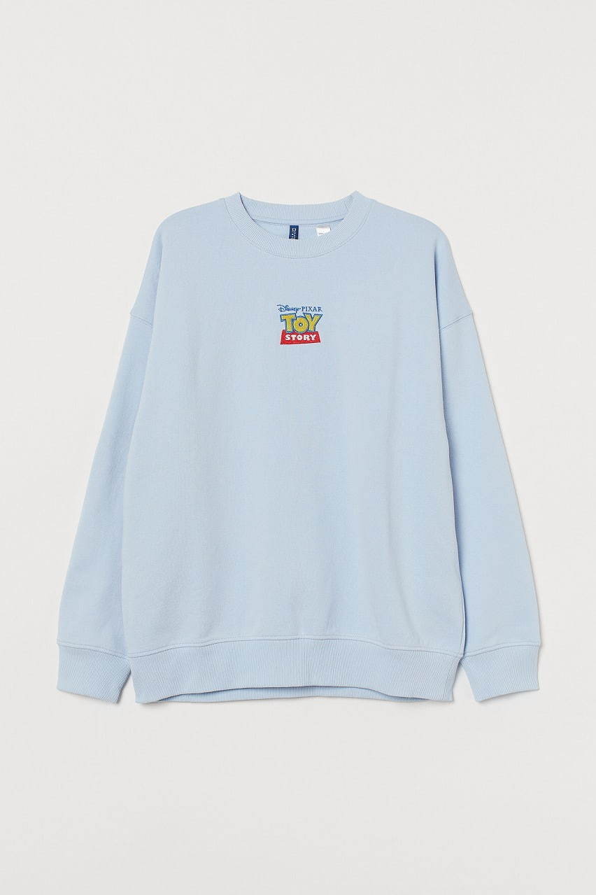 Paypayフリマ H M トイストーリー コラボ Tシャツ ディズニー ディズニーコーデ Xs ディズニー ウーマン アポスのトイストーリー4ロゴ胸乳柄スウェットシャツ Vladatk Kim Ba