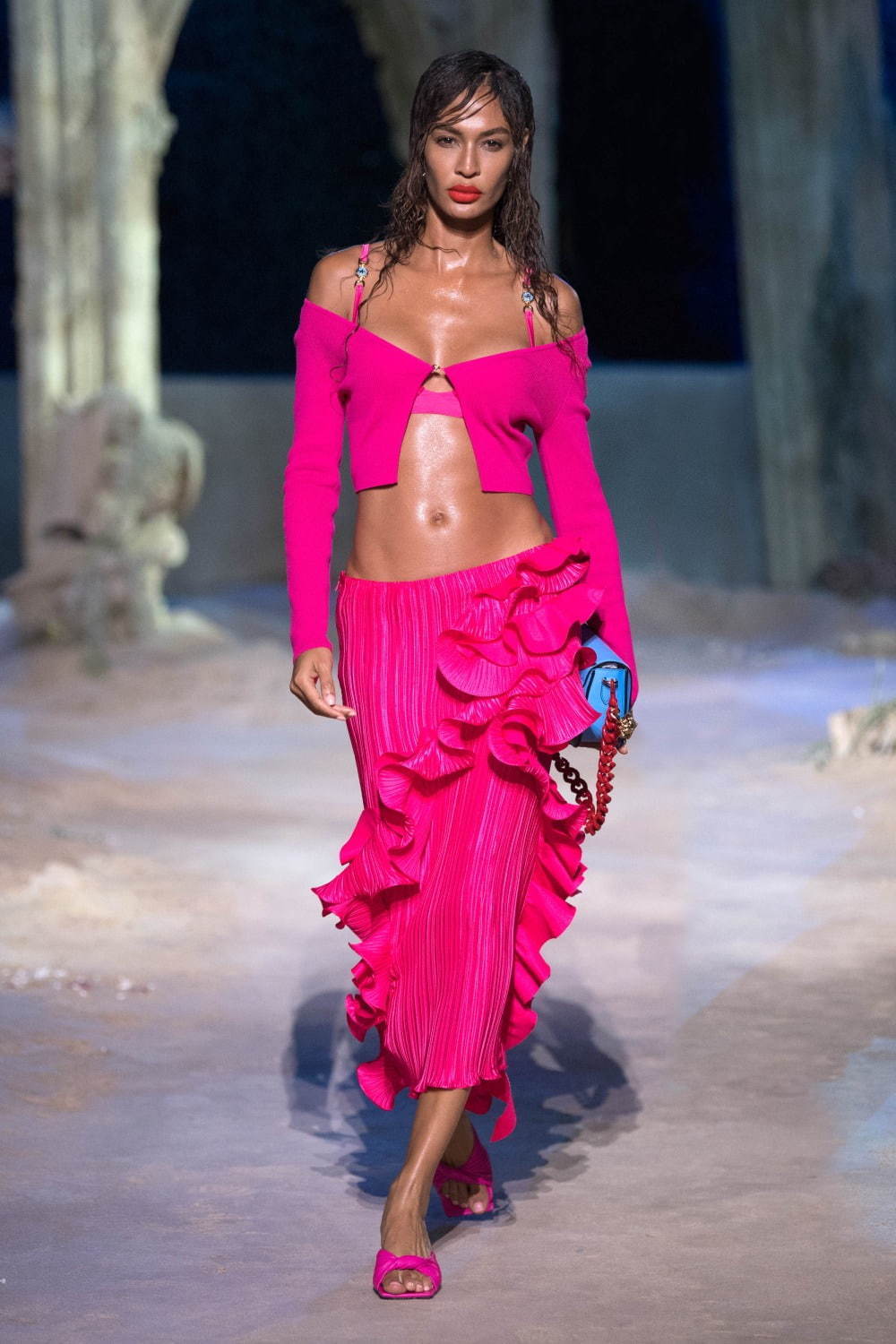 ヴェルサーチェ(VERSACE) 2021年春夏ウィメンズコレクション  - 写真13