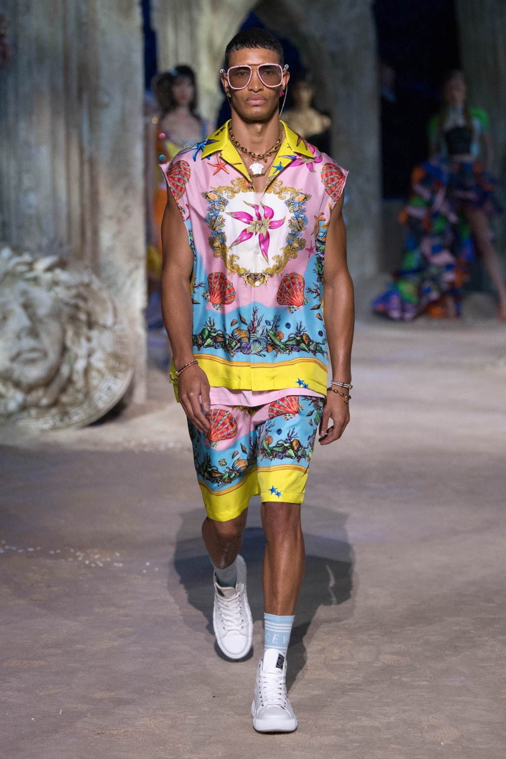 ヴェルサーチェ(VERSACE) 2021年春夏メンズコレクション  - 写真23