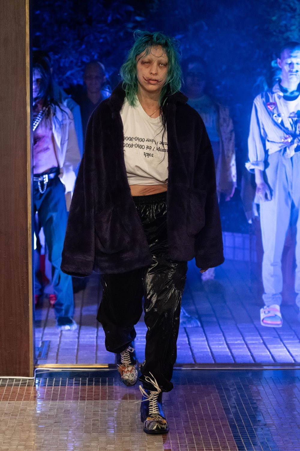 レディース・白のTシャツを使ったコーディネート - 写真14