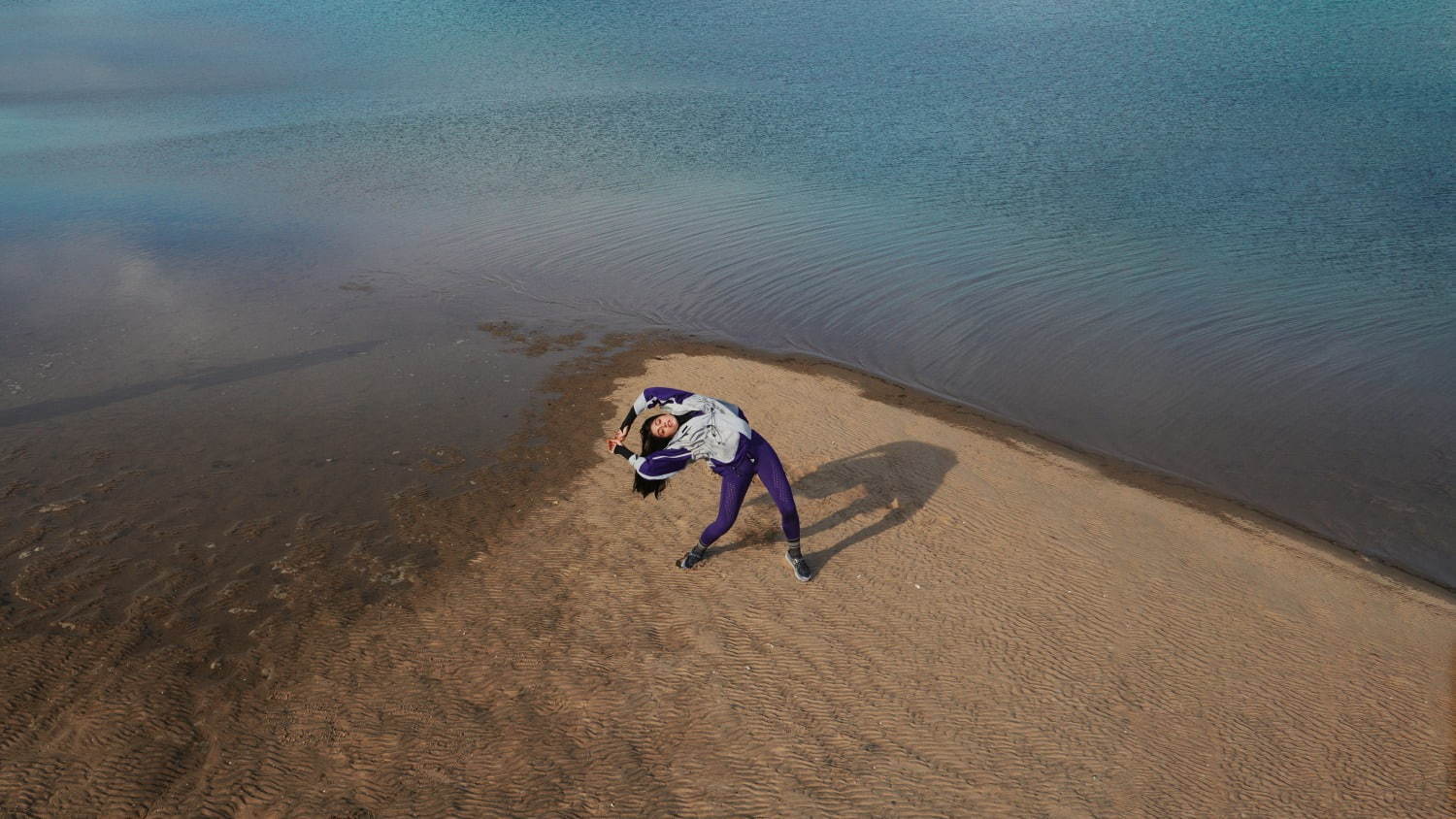 アディダス バイ ステラ・マッカートニーの2020年秋冬新作、気候に着目した高性能ウェアなど｜写真9