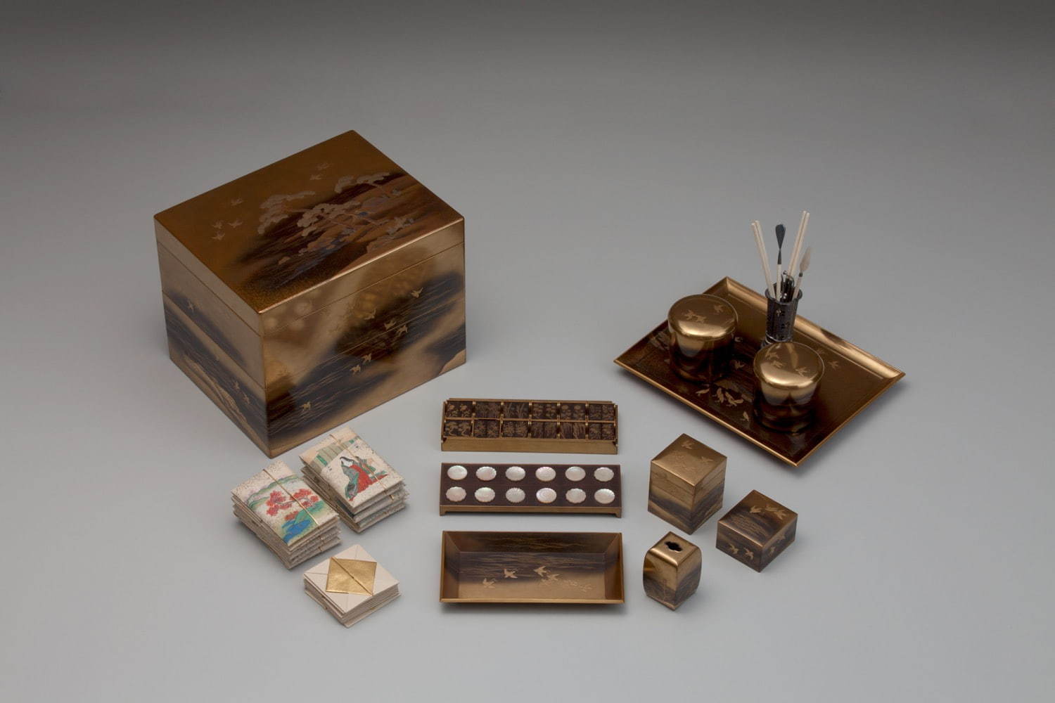 《浜松塩屋蒔絵十種香箱》 明治時代 20世紀 高砂コレクション