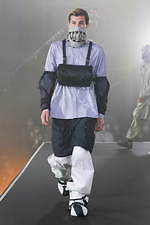 ミーンズワイル 2021年春夏コレクション - 装備する衣服、変形可能性と連動する機能性｜写真6