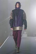 ミーンズワイル 2021年春夏コレクション - 装備する衣服、変形可能性と連動する機能性｜写真25