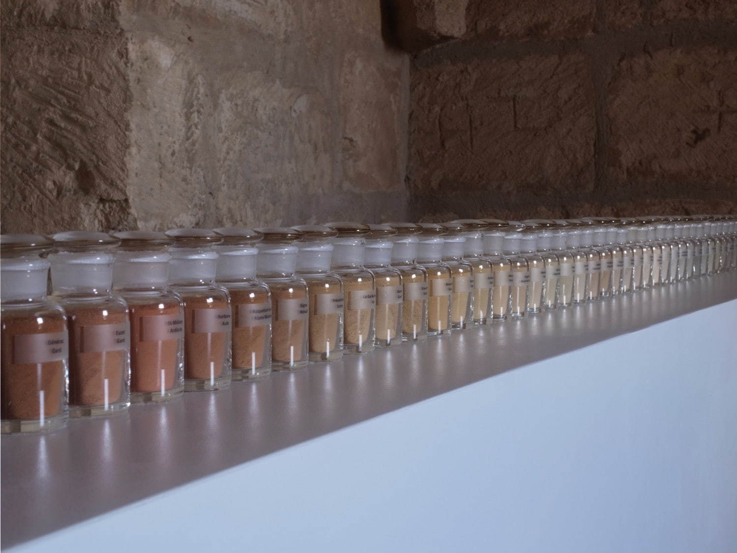 栗田宏一《soil library》