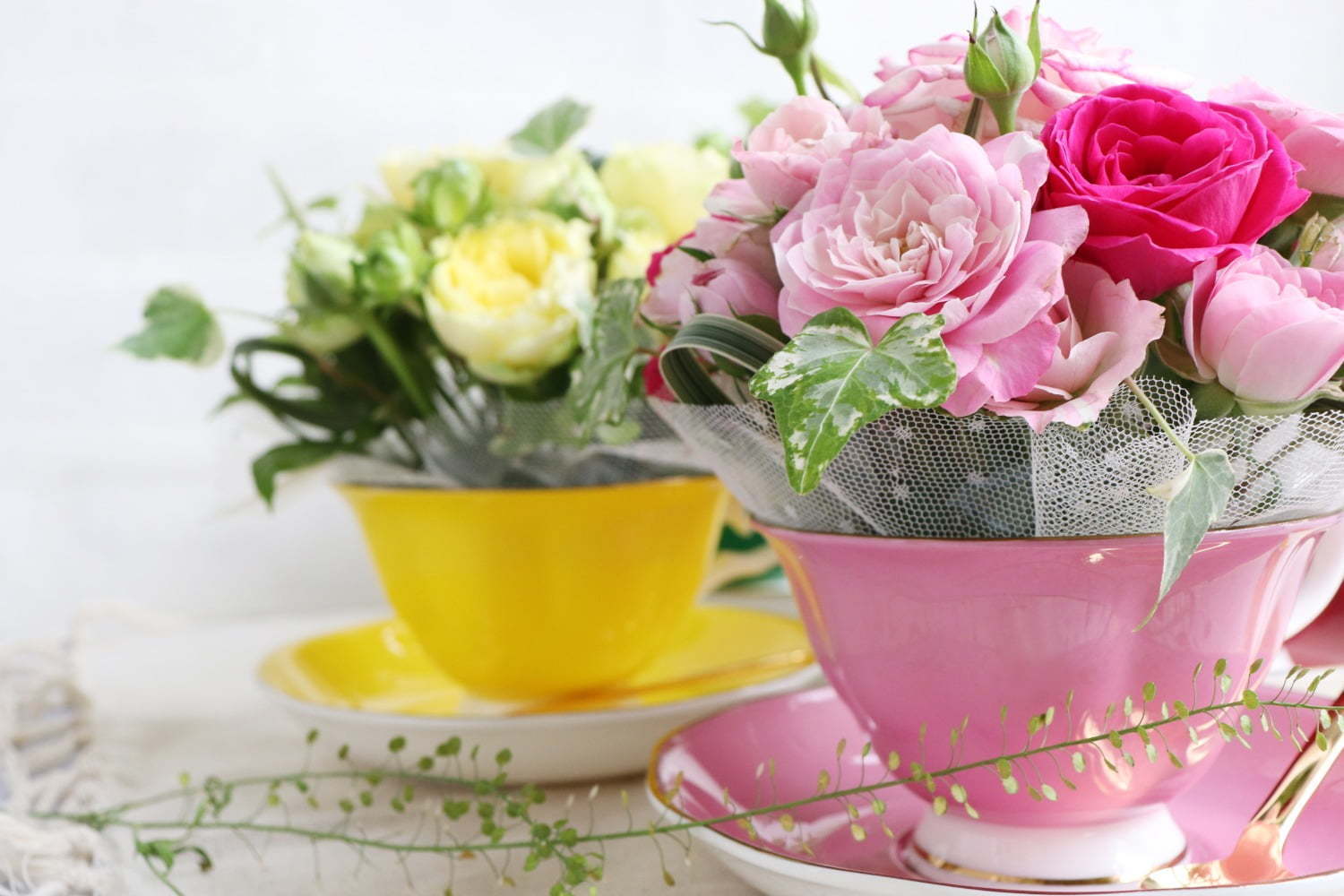 バラの花束をティーカップにアレンジ カレンドの ティーカップブーケ 登場 ファッションプレス バラの花束をティーカップにアレンジ カレンドの ティーカップブーケ 登場 ファッションプレス