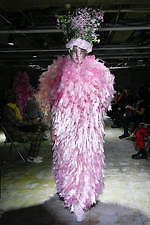 ノワール ケイ ニノミヤ 2021年春夏コレクション - ポジティヴなエネルギーは幻想と交わり…｜写真16