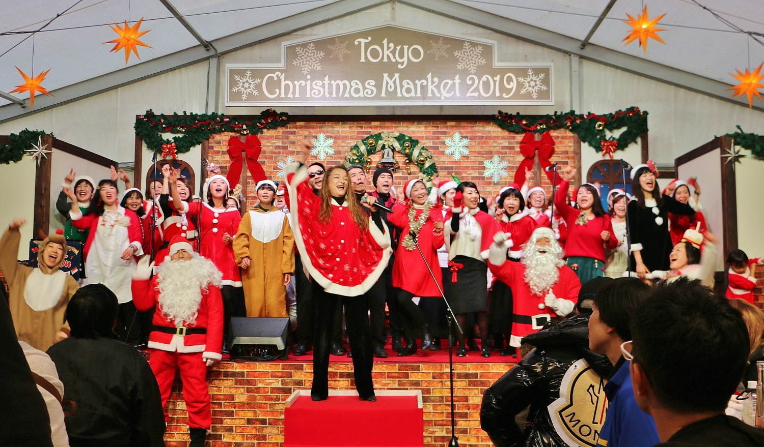 「東京クリスマスマーケット2020」日比谷公園で、“雪が舞う”リンツのブースなど30店舗が集結｜写真10