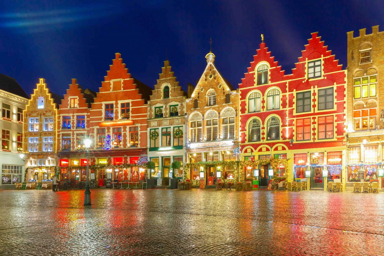 ハウステンボスで冬イルミネーション「光の王国」ベルギーの古都を再現したクリスマスタウンも｜写真4