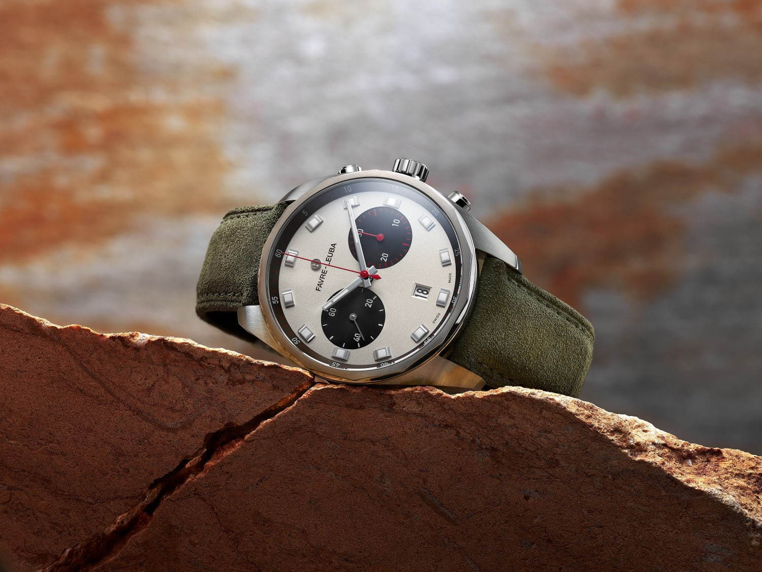 ファーブル・ルーバのアイコン腕時計に“ドレッシー”な新作、艶やか文字盤×スエードストラップ｜写真2