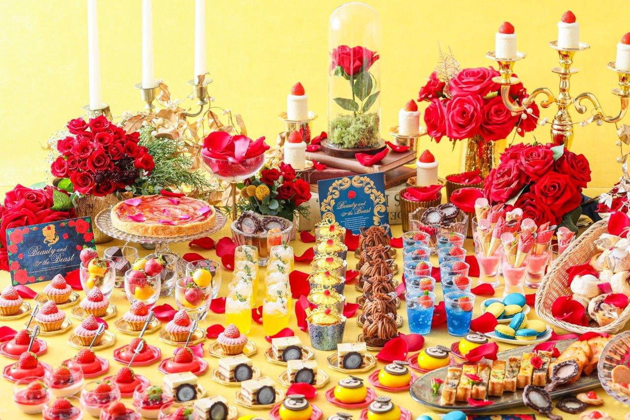 “美女と野獣”デザートブッフェが名古屋で、薔薇アップルパイや時計＆本を模ったケーキなど｜写真1
