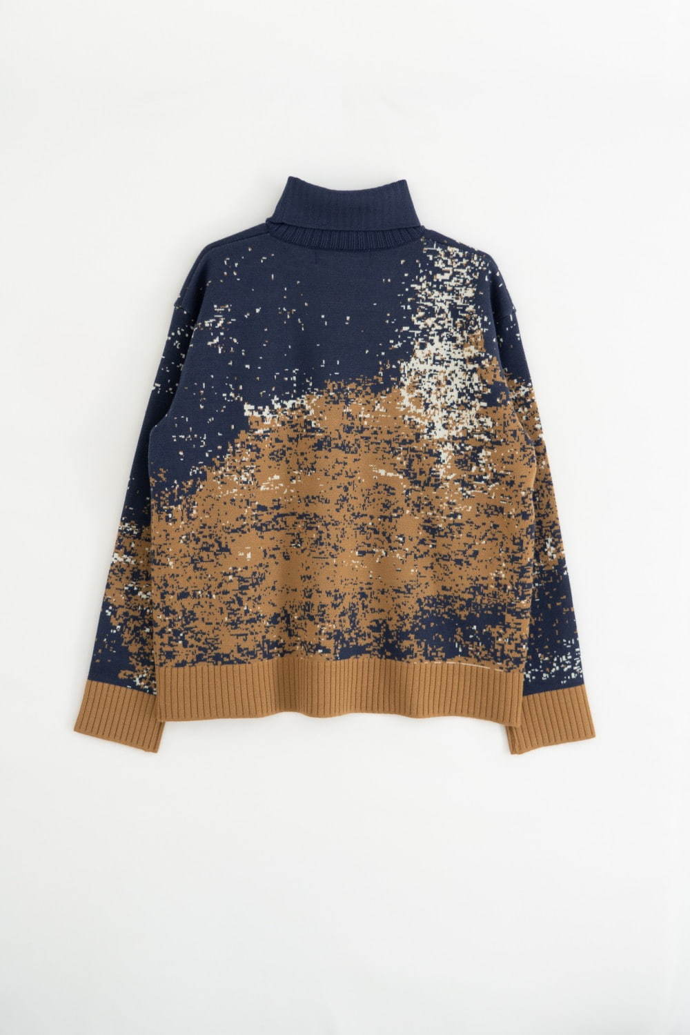 ray of light knit sweater 33,000円(税込)